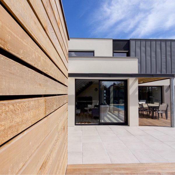 maison individuelle rénovation extérieur bardage bois