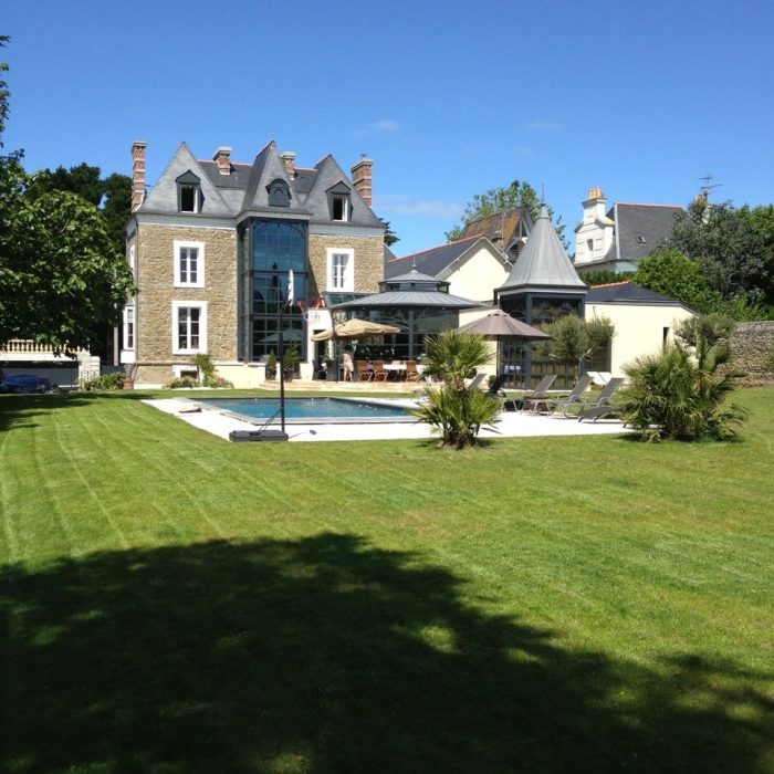 création d'une extension en verre maison saint malo